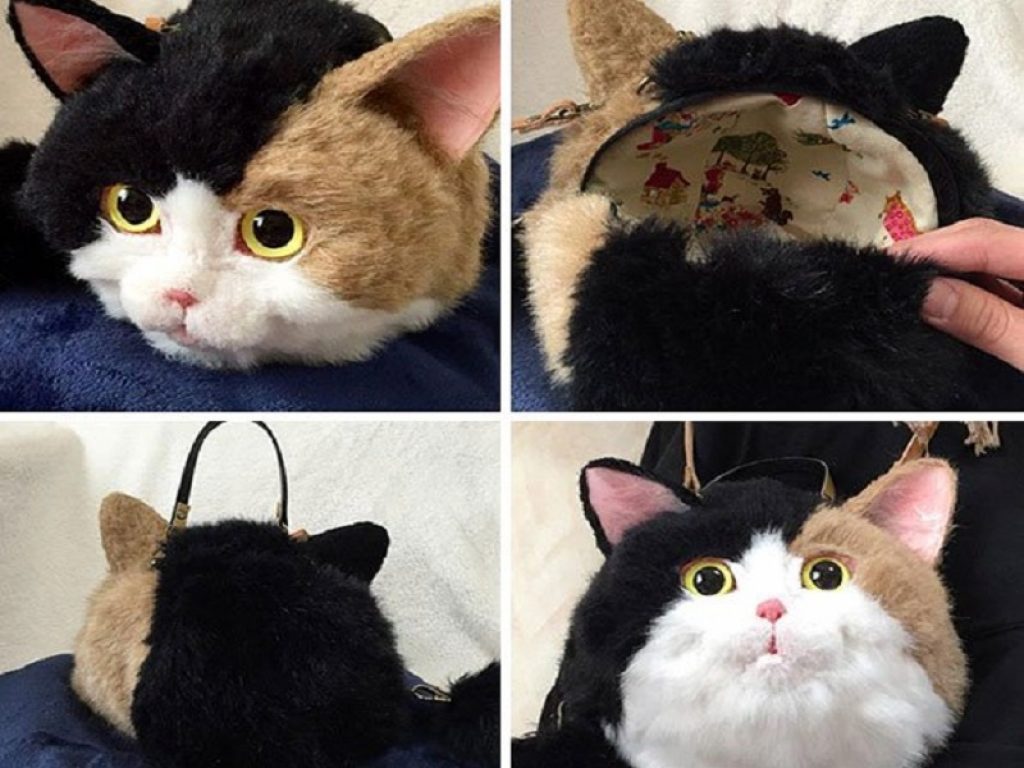 Le borse gatto, rigorosamente in finta pelliccia, hanno le stesse dimensioni di un normale gatto: hanno conquistato le donne giapponesi