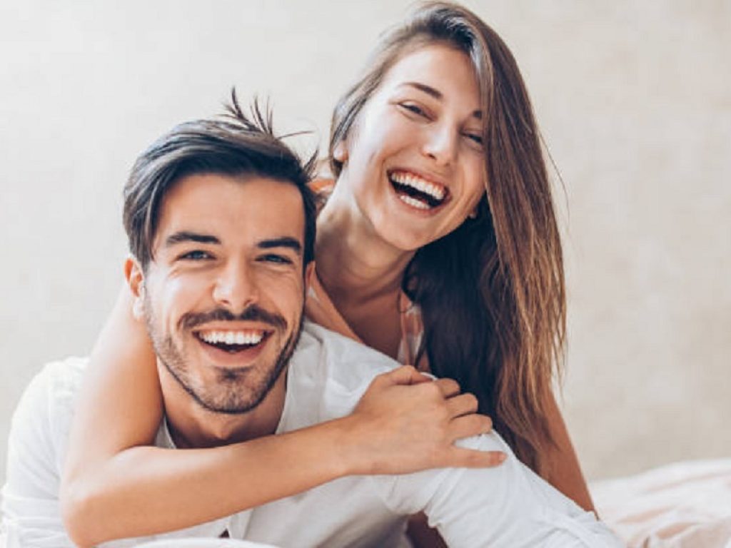 Avere un partner ottimista riduce il rischio Alzheimer