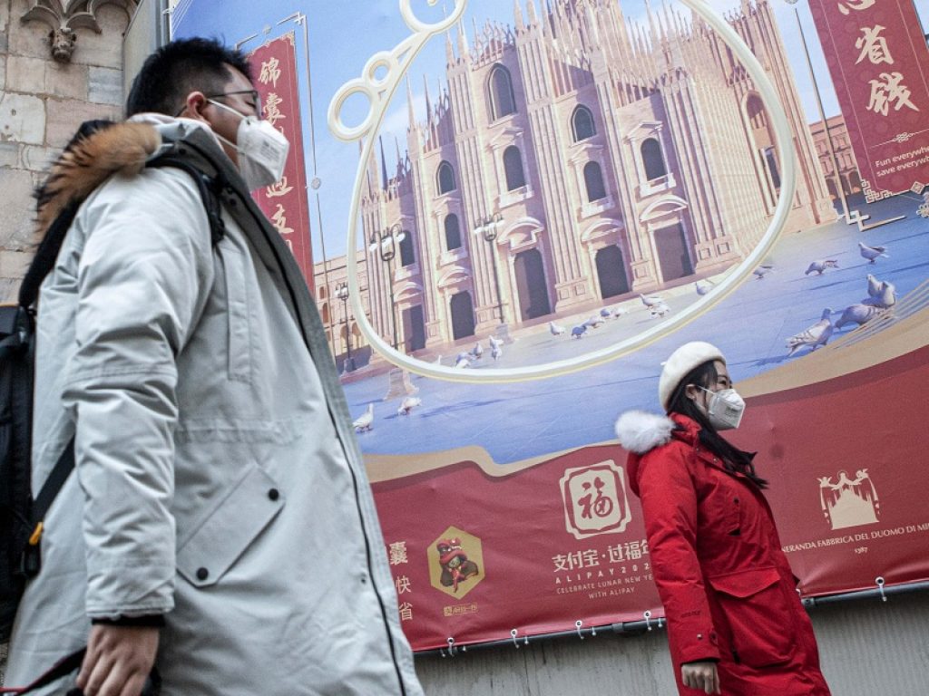 Il consulente del Ministro della Salute Walter Ricciardi: "A Milano e Napoli il lockdown è necessario, si può prendere il Covid ovunque"