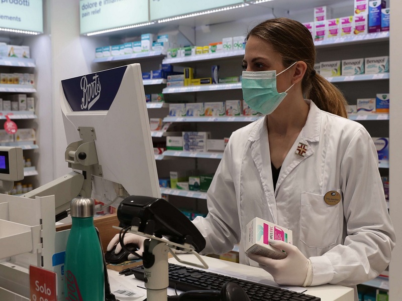 AIFA: con il Covid-19 boom di consumo di idrossiclorochina. Variazione del 4.662% di confezioni per 10.000 abitanti al giorno a livello nazionale