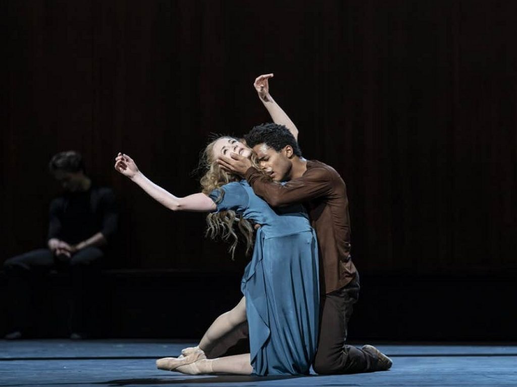 The Cellist in diretta da Londra arriva al cinema: in sala il balletto che segna di debutto della coreografa Cathy Marston per The Royal Ballet