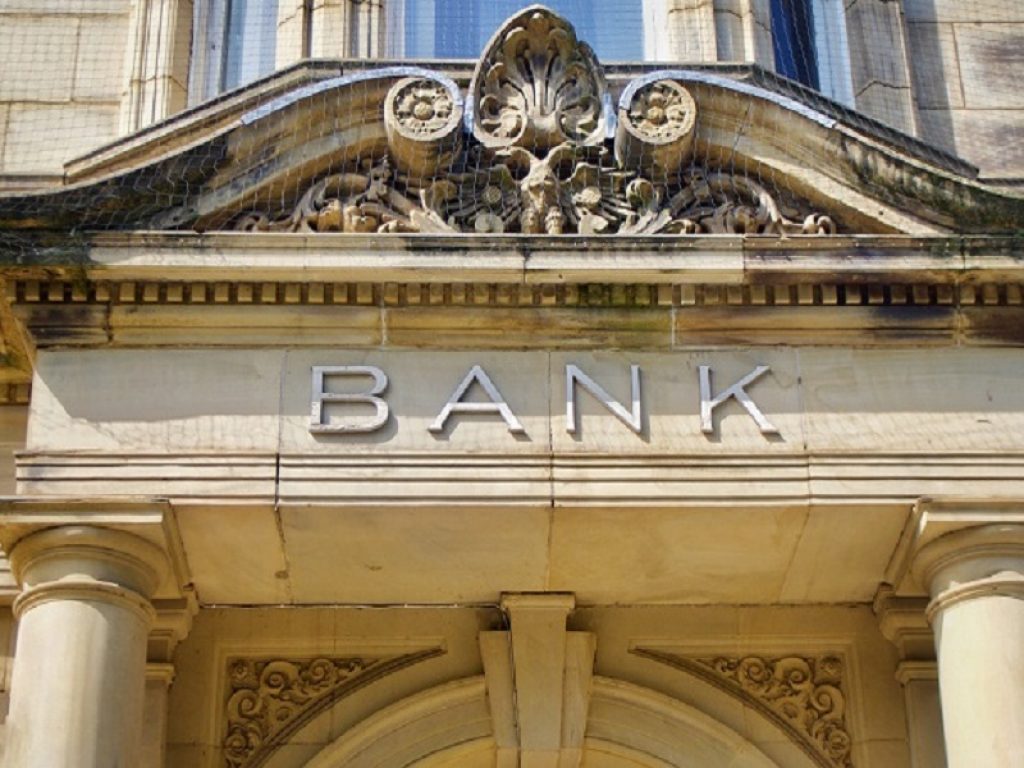 Conti correnti: i titolari che, nel corso degli ultimi 12 mesi, hanno visto aumentarne i costi sono il 26,8% secondo un’indagine condotta da mUp Research e Norstat