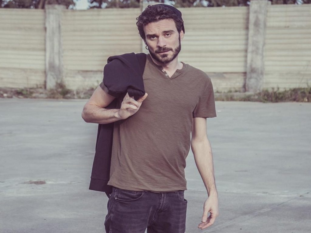 Giovanni Arezzo protagonista del corto "Hungry Birds"