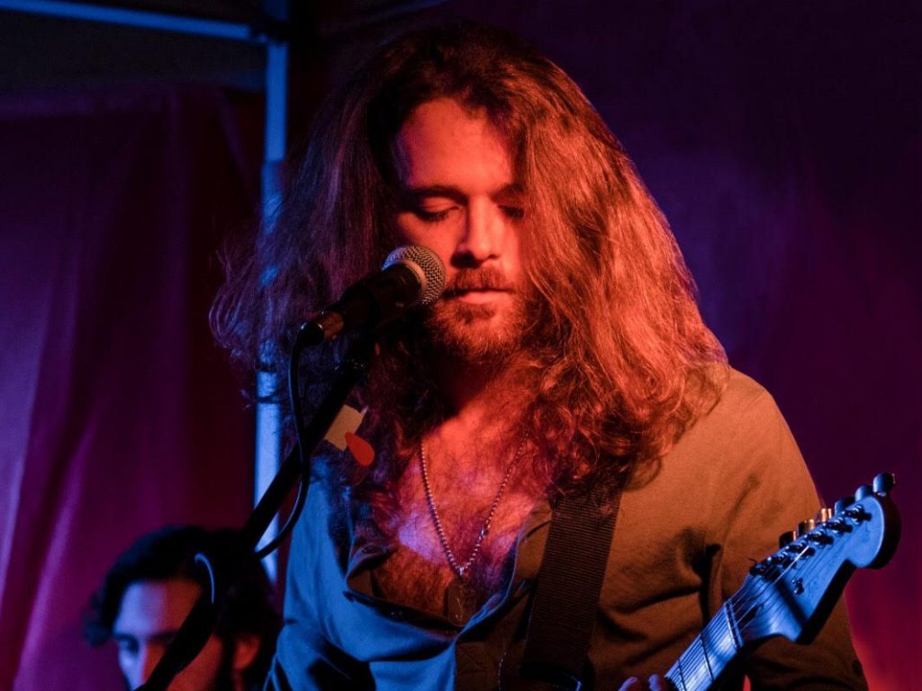 Marco Gallorini in rotazione radiofonica e sulle piattaforme digitali con il nuovo singolo “Saremo” estratto dall’album “Scelte”