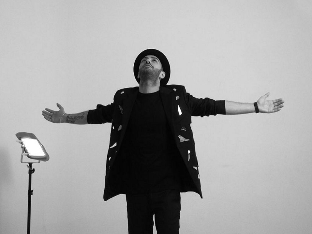 Pietro Napolano in radio con “Relativo”