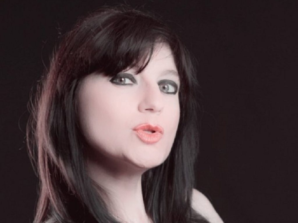 Pinealove di Barbara Bert: il video è un successo