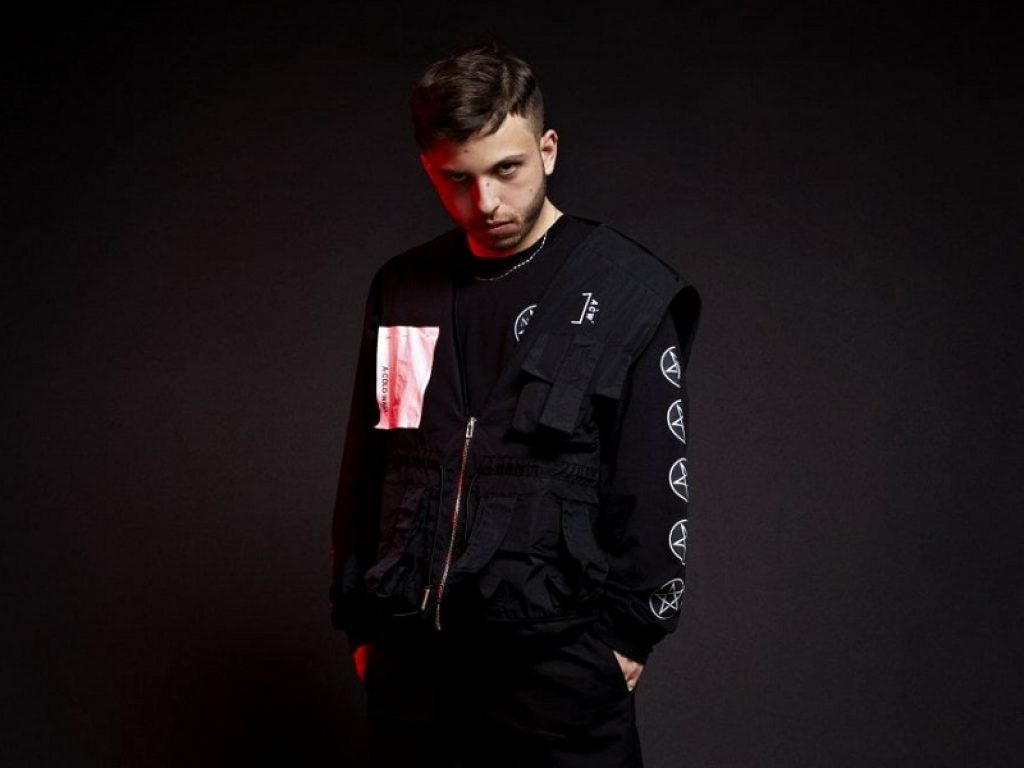 Lowlow è tornato con Dogma 93, un disco per i "rifiutati": il rapper ai microfoni di Diregiovani racconta il suo terzo album uscito da pochi giorni