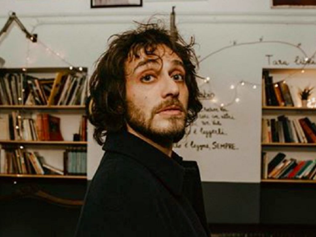 La realtà di Mox tra ironia e profezia