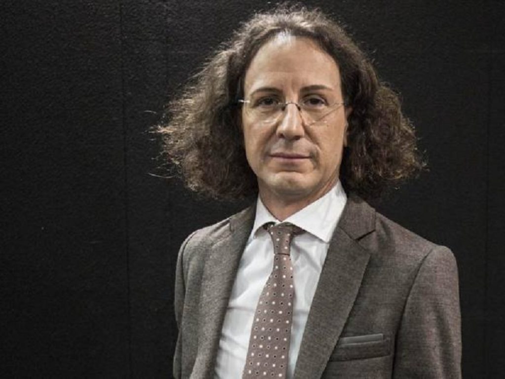 L’Autorità per le Garanzie nelle Comunicazioni ha bloccato per 6 mesi i programmi tv del "guru" Adriano Panzironi