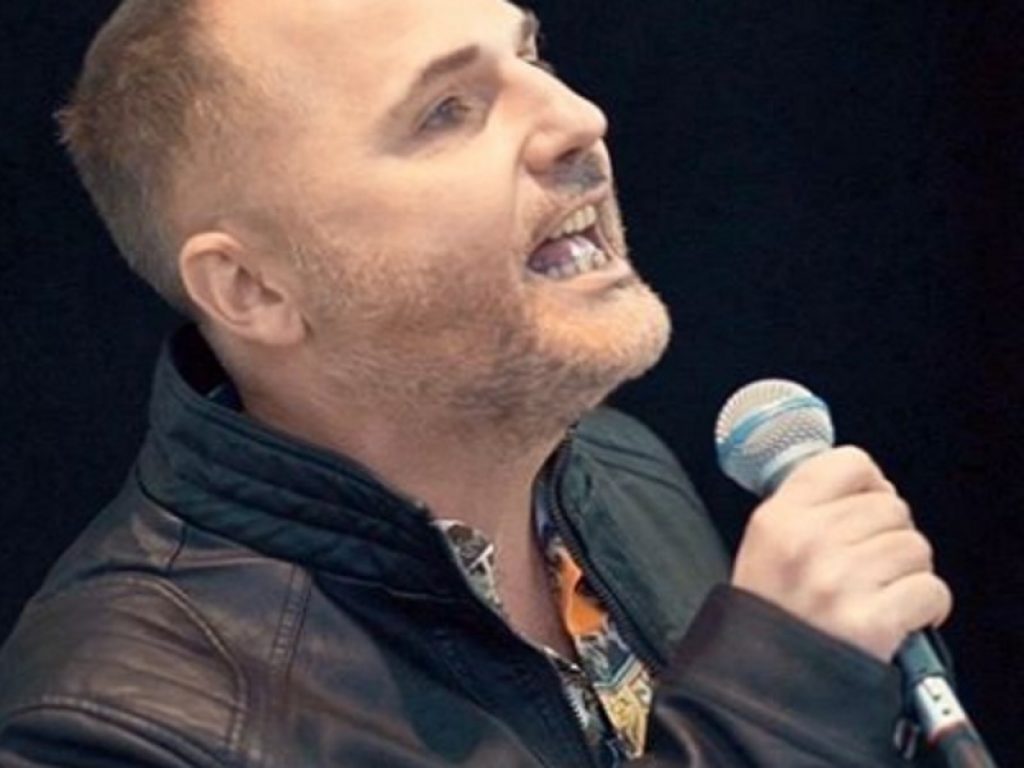 Il cantautore napoletano Pietro Daniele in rotazione radiofonica e sulle piattaforme digitali con il nuovo singolo "C’è la musica"