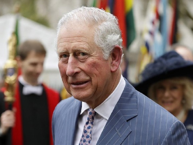 Il principe Carlo è positivo al Covid-19