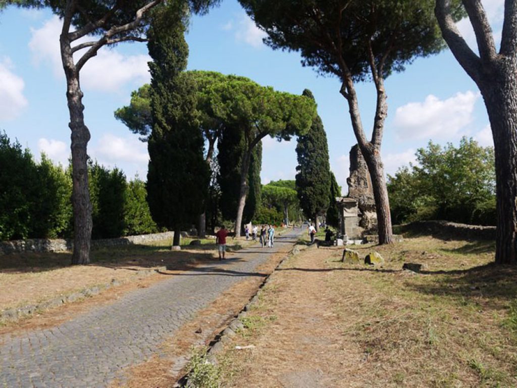 Il Ministero dei Beni culturali presenta il progetto Appia Regina Viarum per il recupero dell’antico tracciato romano di 29 tappe