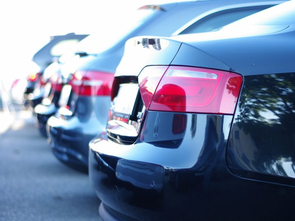 Introdotta per tutti gli automobilisti italiani la possibilità di sospendere, fino al 31 luglio, l’RC auto o moto in corso di validità: i rischi della sospensione