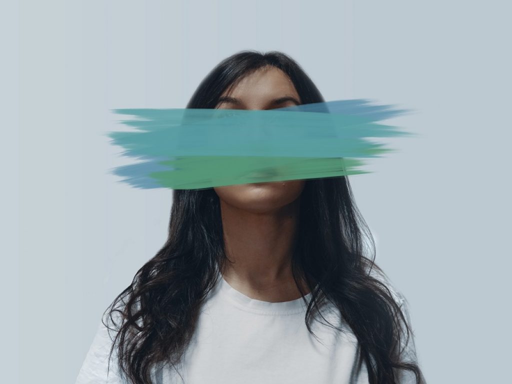 OMÄR in rotazione radiofonica e in digitale con “Ricominciare”, il singolo che segna il debutto della misteriosa artista