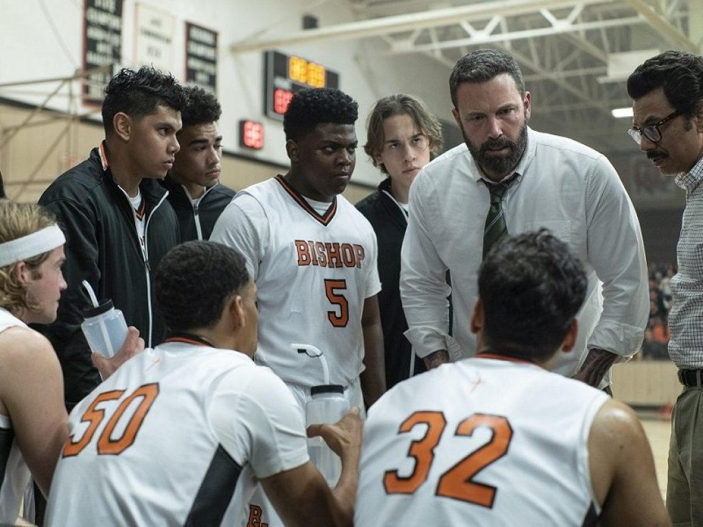 Tornare a vincere con Ben Affleck disponibile in noleggio e in vendita in digitale: la recensione del film che racconta il riscatto di un ex campione di basket