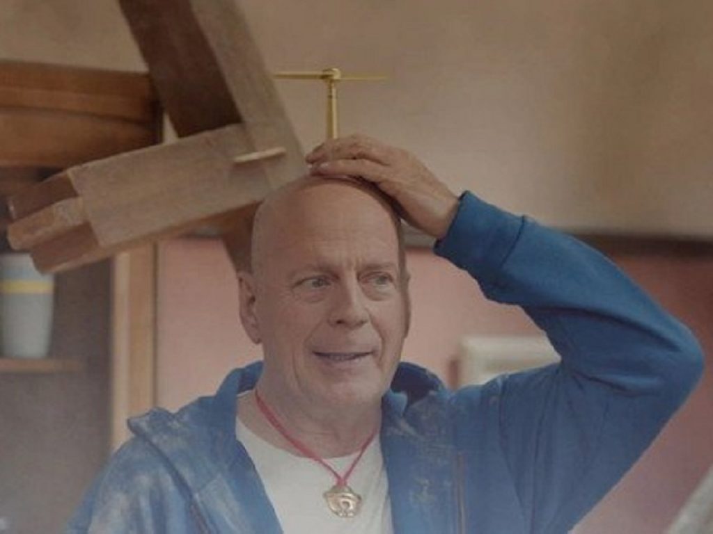 In Giappone Bruce Willis diventa Doraemon