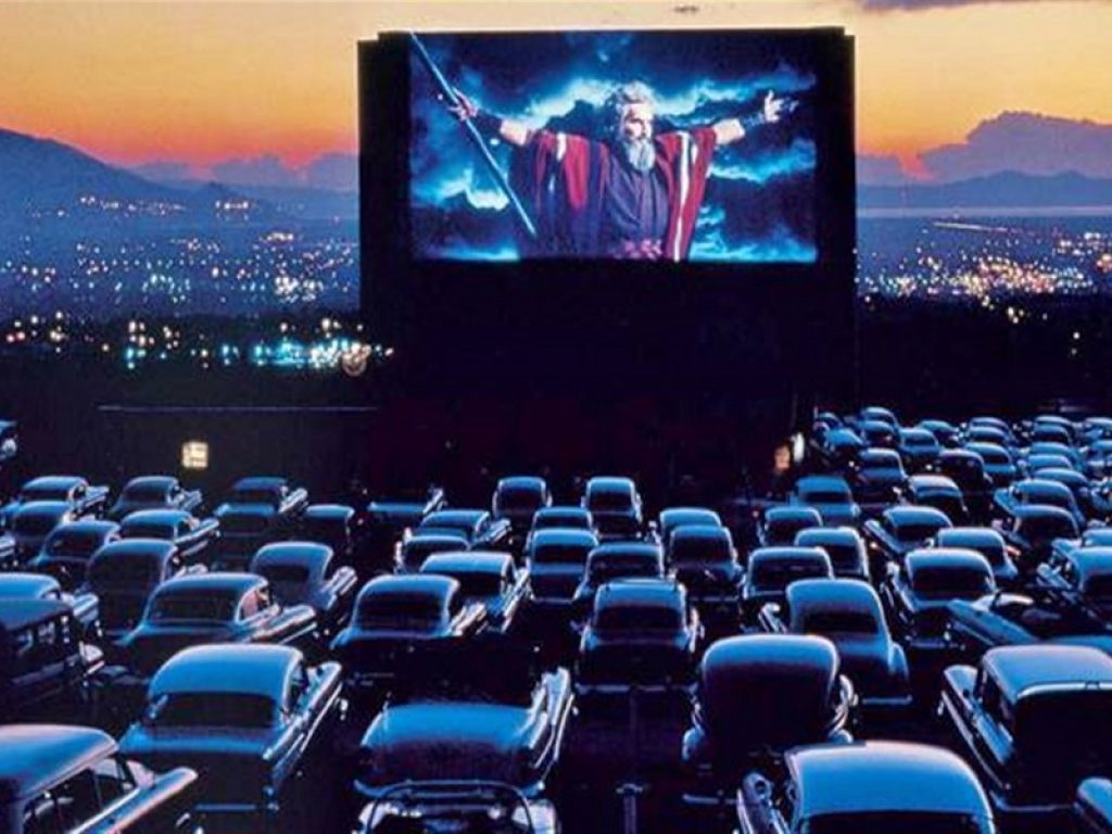 L’audio del film? Ora si sente in auto. Da Bologna l'azienda Rvr cambia i drive-in negli Stati Uniti e manda i primi apparecchi