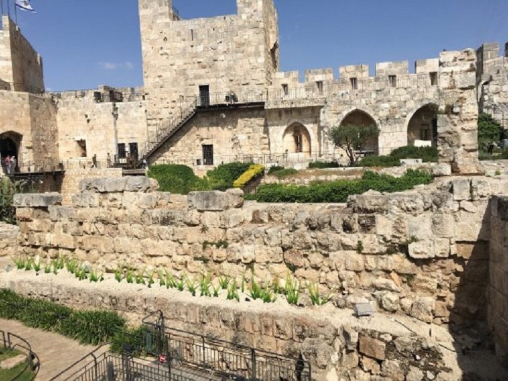 I musei di Israele diventano virtuali e entrano nelle nostre case grazie a una serie di iniziative online dedicate agli amanti dell’arte e della storia