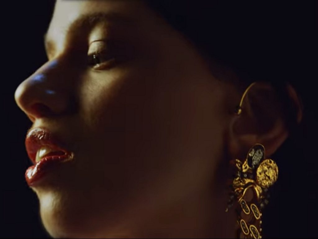 Il corto di Swaroski per Jean Paul Gaultier