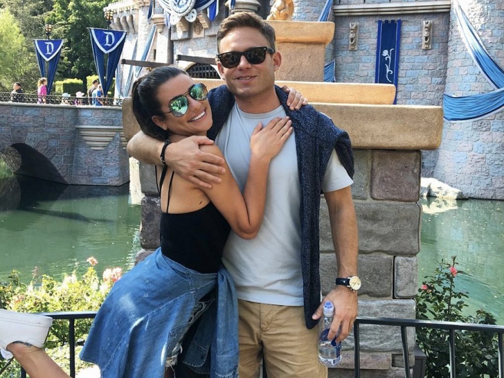 Lea Michele è incinta: avrà un bambino nel 2020 come nel finale di Glee. L'attrice aspetta il primo figlio dal marito Zandy Reich