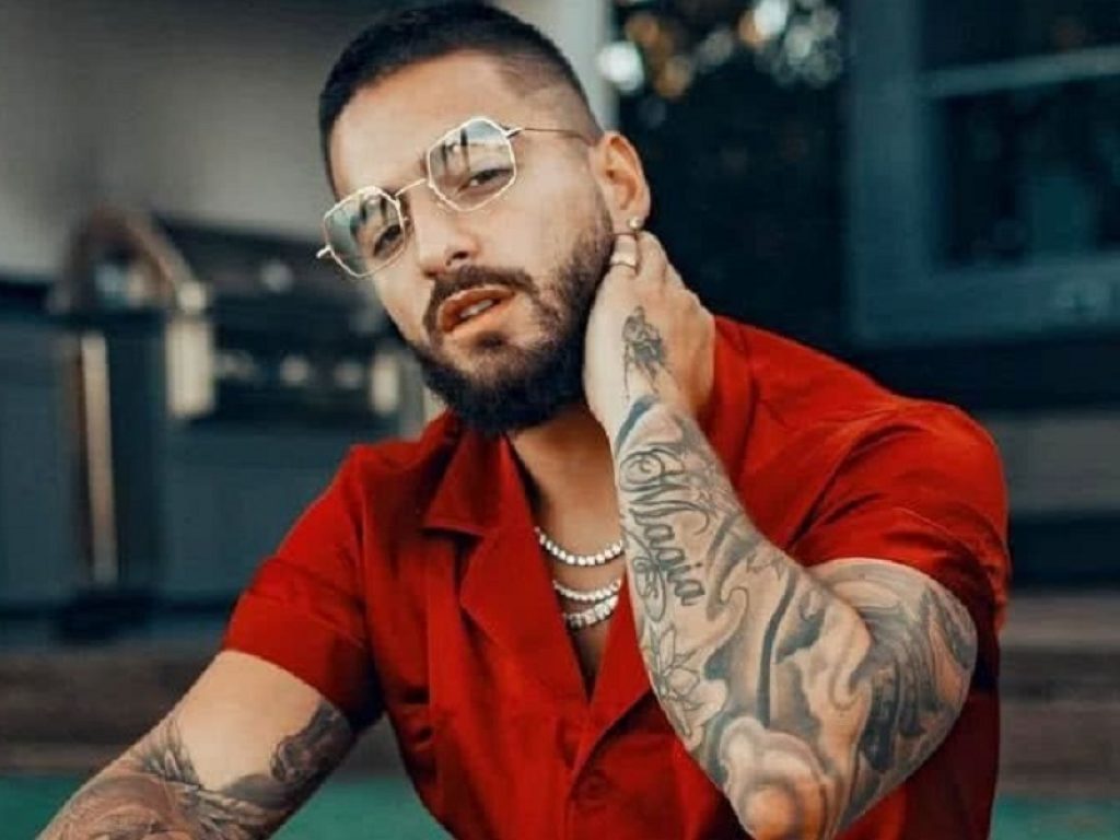 Maluma e The Weeknd insieme nel remix di “Hawái”: l'idolo della musica latina fa cantare il collega canadese in spagnolo per la prima volta