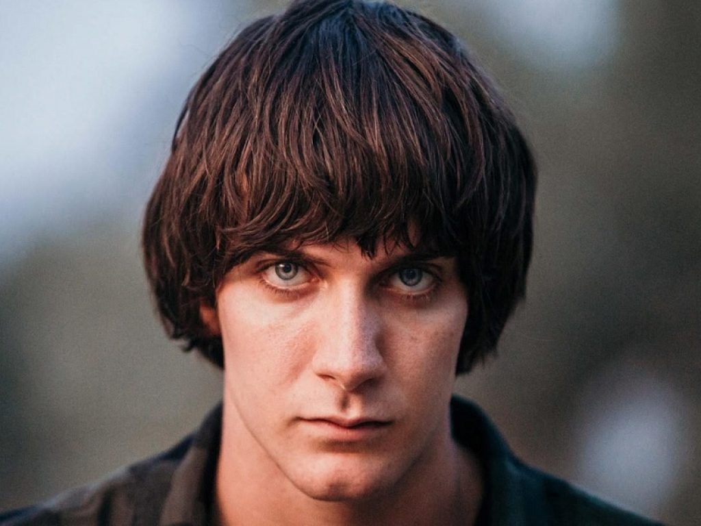 Matteo Alieno canta "La luce dentro di te"