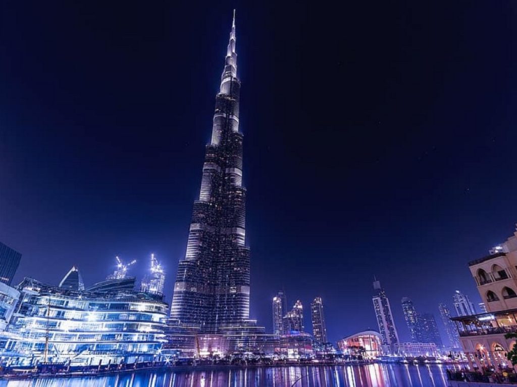Luci del Burj Khalifa in vendita per beneficenza