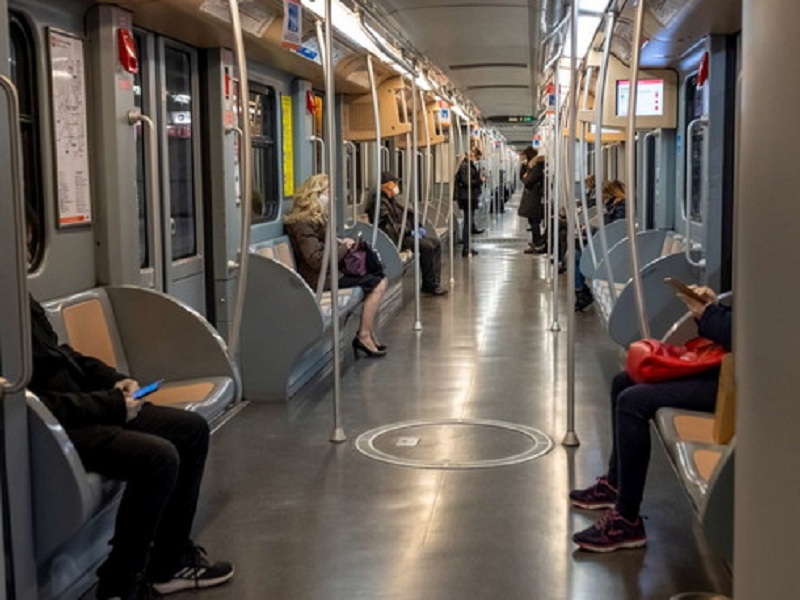 A Roma riapre la fermata Policlinico della Metro B, era chiusa da novembre 2020: sostituiti ascensori e scale mobili