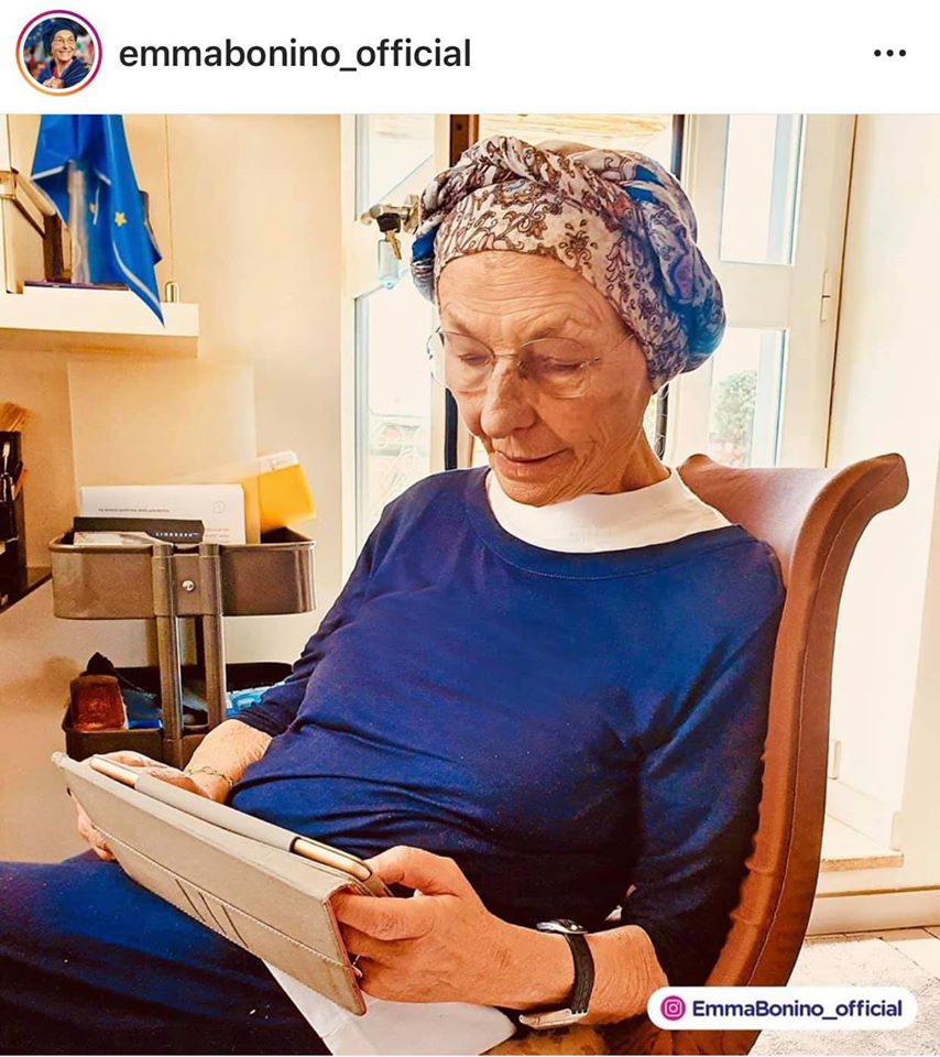 Emma Bonino apre un profilo Instagram: "Ho ceduto"