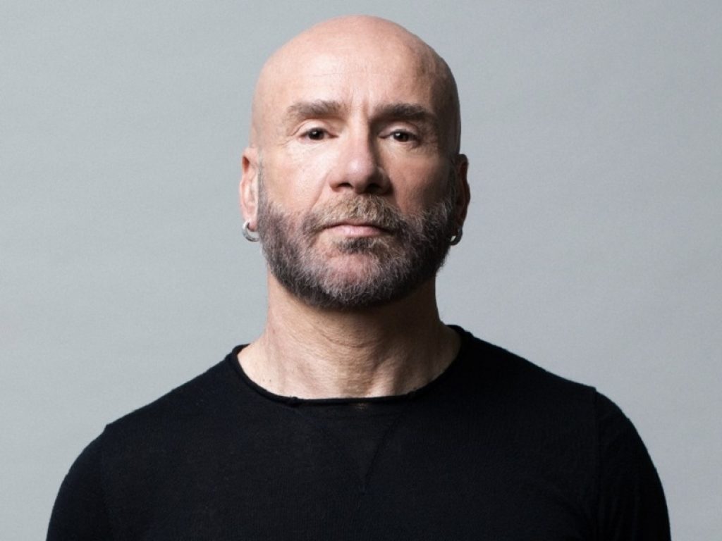 Mario Venuti online con "CasaCasa Live Session"