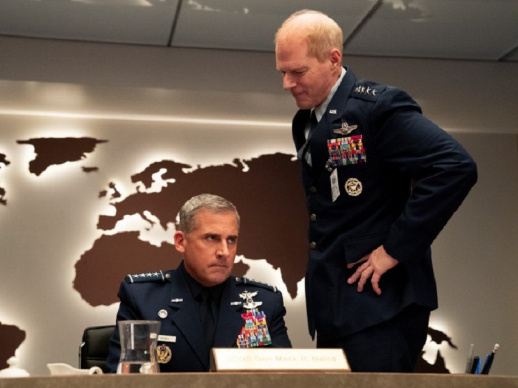 Space Force disponibile su Netflix: Steve Carell e John Malkovich sono "spaziali". La recensione della serie originale creata da Carell e Greg Daniels