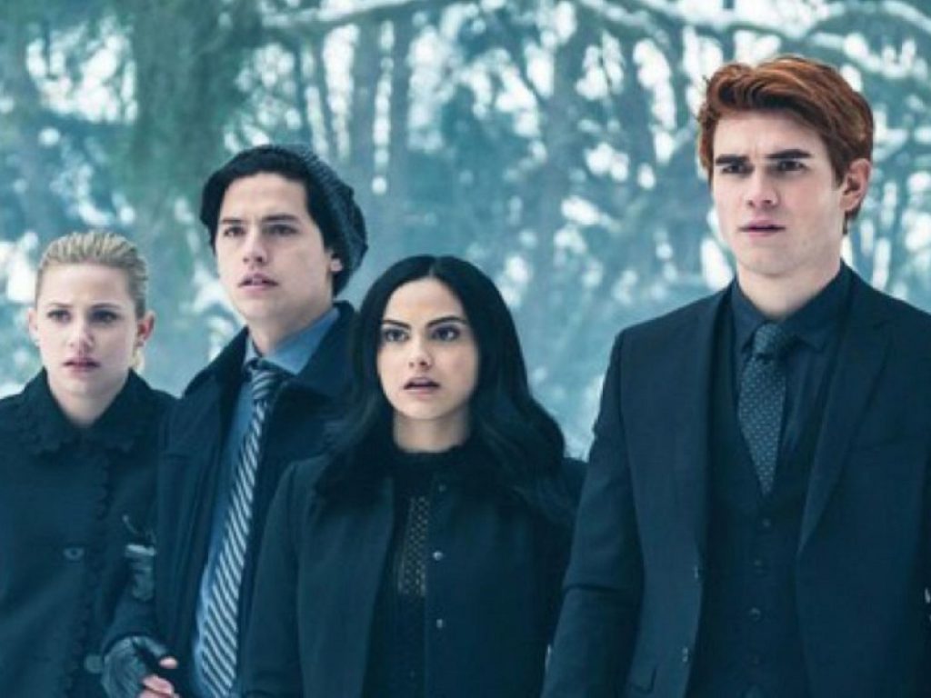Riverdale 5, le anticipazioni sulla prossima stagione. L'ideatore della serie: "Ci sono eventi importanti da raccontare come il ballo e il diploma"