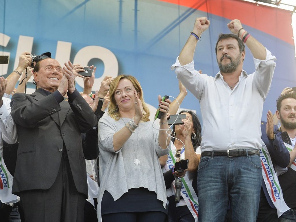 I leader del centrodestra Salvini, Meloni e Berlusconi si incontrano in un "clima di massima collaborazione. Compatti per il Quirinale"