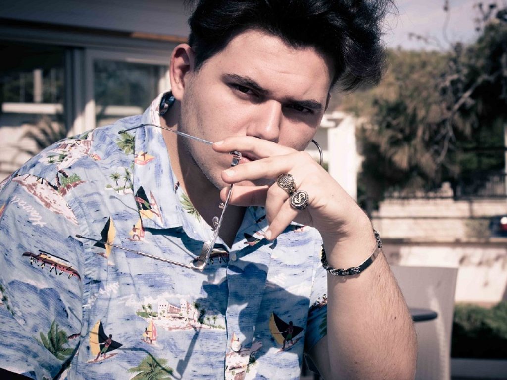 Elleblack lancia la nuova hit estiva Hangover Vibes