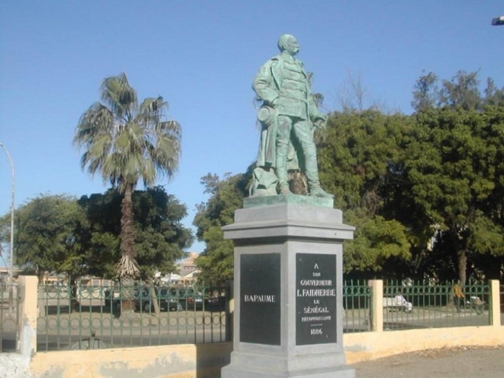 Senegal: referendum sulla statua di Faidherbe