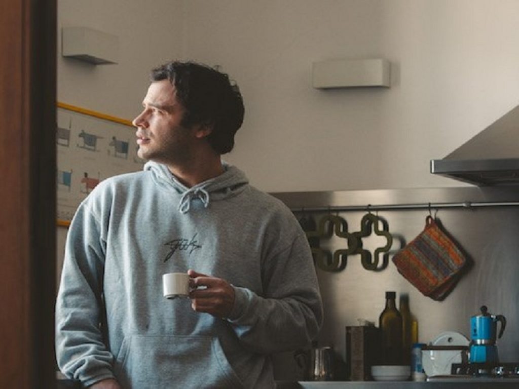 Peter White feat Gemello online con "Sabato sera"