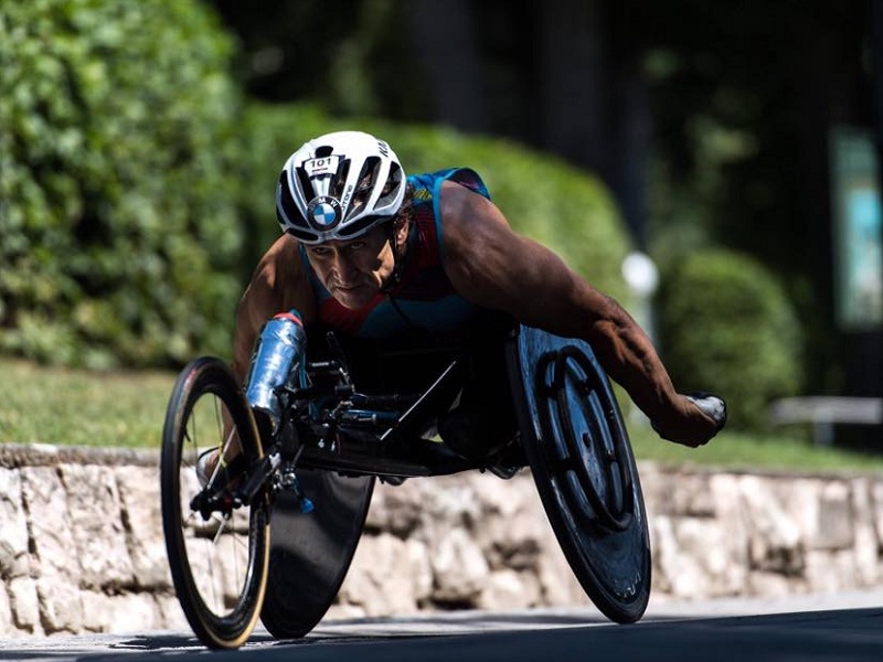 Alex Zanardi, il neurochirurgo: “Le condizioni restano gravi, ma stabili”