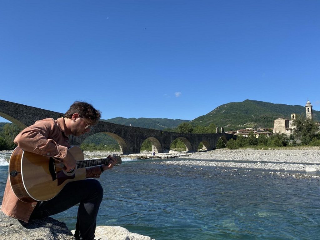 Gimmo debutta con "My Rivers, My Blues"