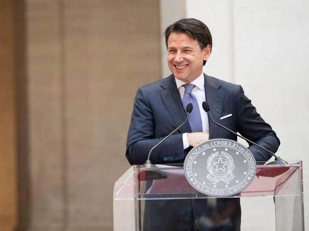 I governatori regionali infuriati con il Governo Conte per il decreto legge e il Dpcm Natale: "Nessun confronto, siamo stupiti e rammaricati"