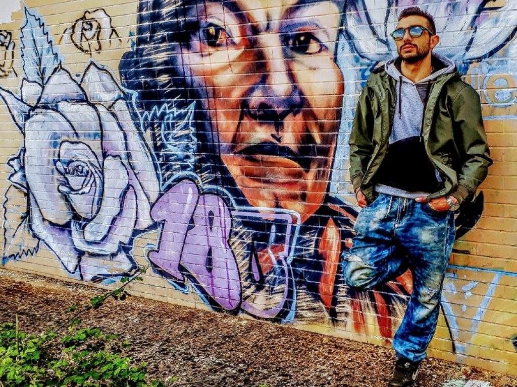 Lo Scomodo pubblica il singolo "Vacanze estive"