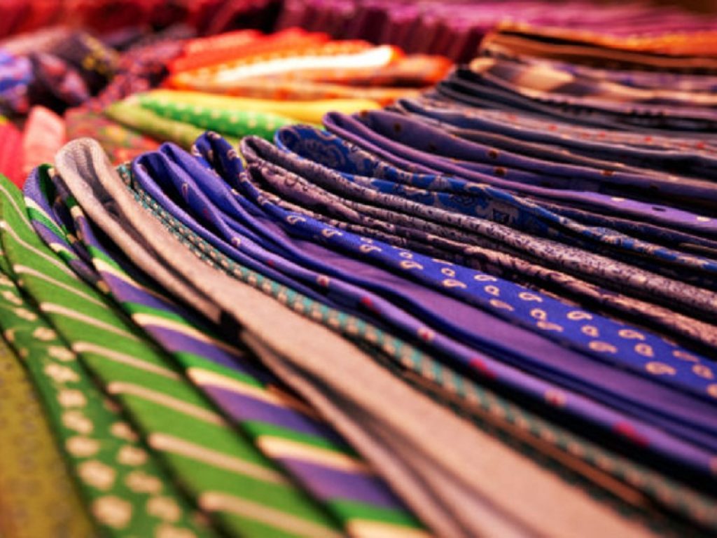 Resilk rigenera gli scarti della seta