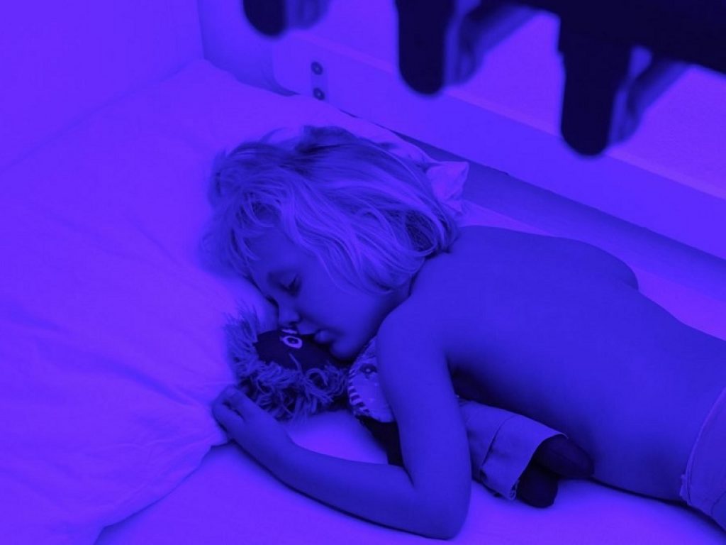 Sindrome di Crigler-Najjar, oltre 2 milioni di euro investiti da Telethon nella ricerca: oggi la fototerapia è l’unico modo per tenere sotto controllo le forme più gravi di malattia