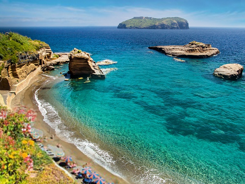 Isole Sostenibili 2021: nel rapporto dell'osservatorio di Legambiente e Cnr-Iia buone pratiche e criticità nelle 27 isole minori italiane abitate