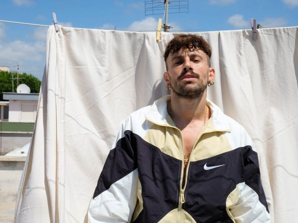 Sta per arrivare il concerto di Aiello a Ortona, inizialmente previsto per la vigilia di Ferragosto: tutte le informazioni per i biglietti