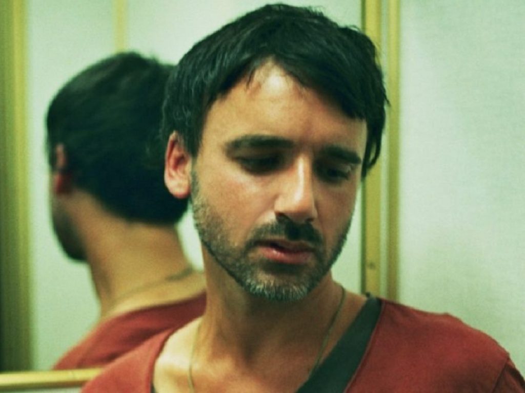 Massaroni Pianoforti online con il video di "Mattomondo"