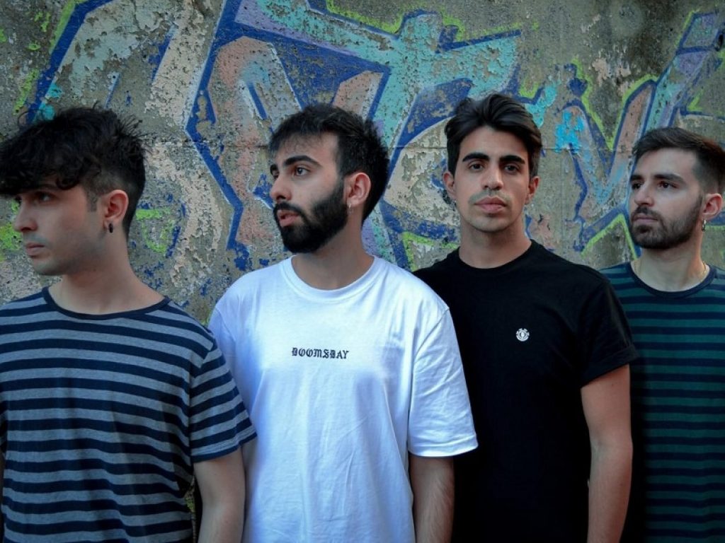 L’indie pop fatto in garage dei Pianoterra: la band di Salerno nata nel 2017 si è raccontata a distanza alla Dire Giovani