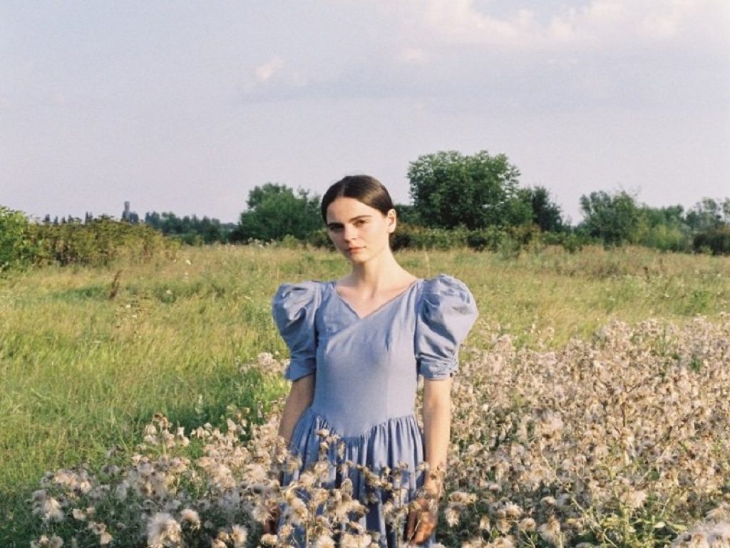 Valeria Stoica debutta con il brano "Empty Air"