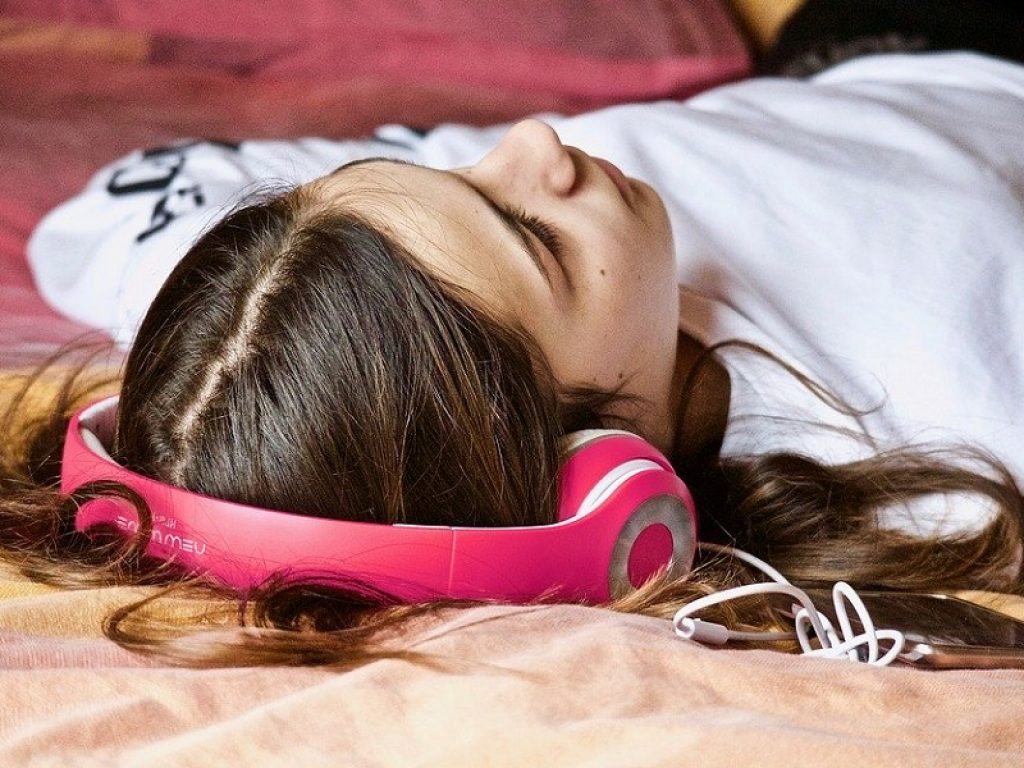 L'importanza di un adeguato riposo nell'adolescenza, periodo di forti cambiamenti, fisici e psicologici per ragazzi e ragazze