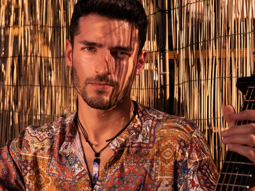 Andrea Zacchi in radio con il singolo "Via Emilia"