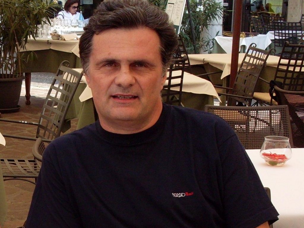 Claudio Borghi in libreria con Aforismi di luce